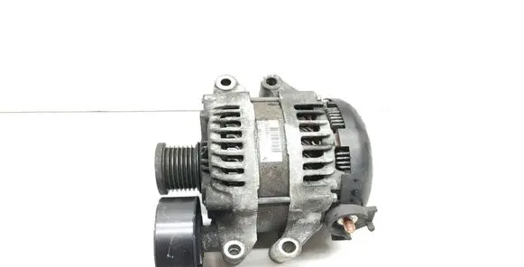 BMW 3 E92 E93 Generator/alternator 7550468