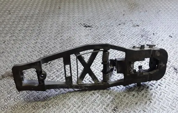 Mercedes-Benz Sprinter W901 W902 W903 W904 Front door coupe exterior handle/bracket 