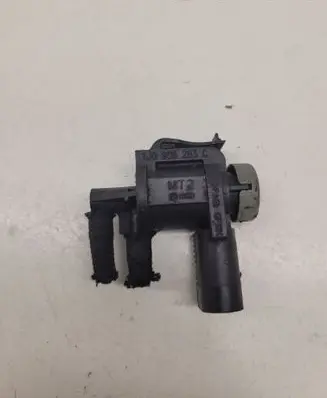 Volkswagen Golf IV Turbo solenoid valve 1J0906283C