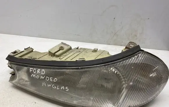 Ford Mondeo Mk III Headlight/headlamp