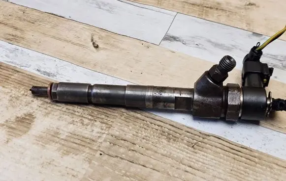 Alfa Romeo 156 Fuel injector 0445110111