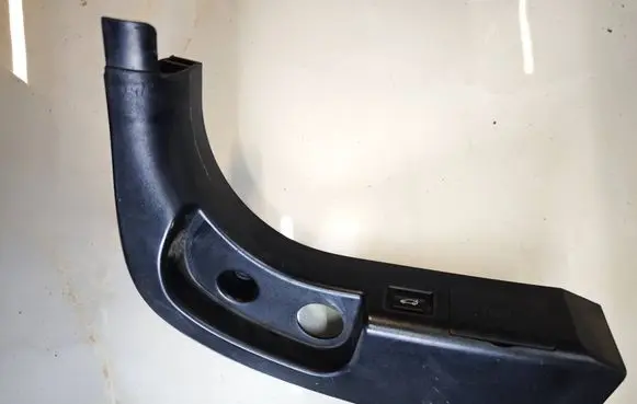BMW 5 E60 E61 Foot area side trim 7025029 22339910 A047467