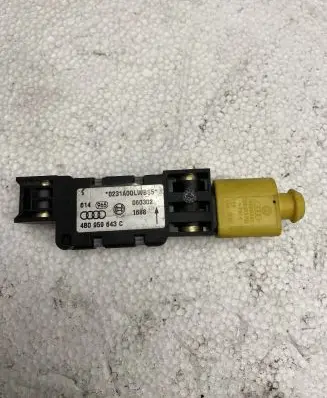 Audi A6 S6 C5 4B Airbag deployment crash/impact sensor 4B0959643C