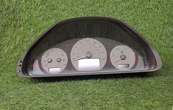 Mercedes-Benz E W210 Speedometer (instrument cluster) A2105407511