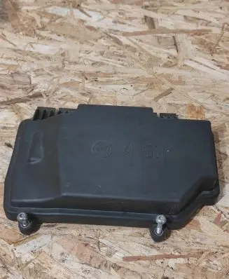 Mercedes-Benz GLC X253 C253 Fuse box cover A2055402428