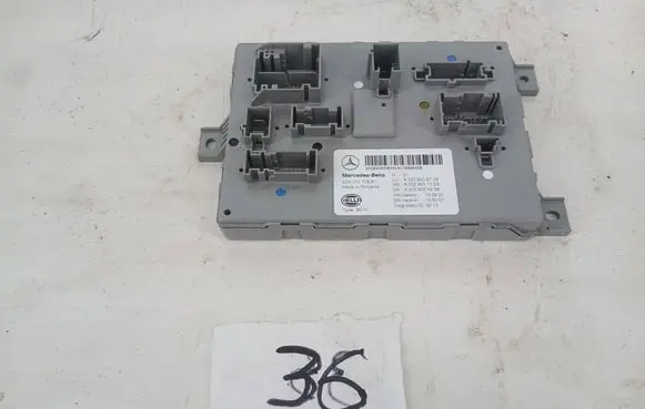 Mercedes-Benz C W205 SAM control unit A2229009708 A2229011103