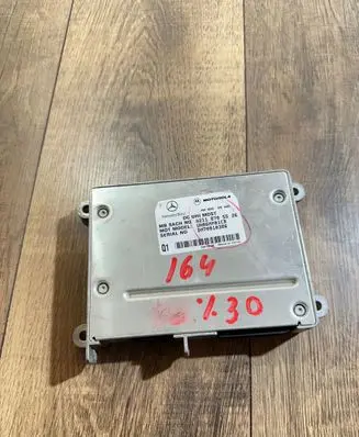Mercedes-Benz ML W164 Bluetooth control unit module A2118705526 DM70810386