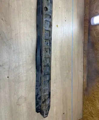 Volvo XC60 Bottom radiator support slam panel 31265124