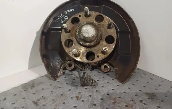 Honda Civic Rear wheel hub