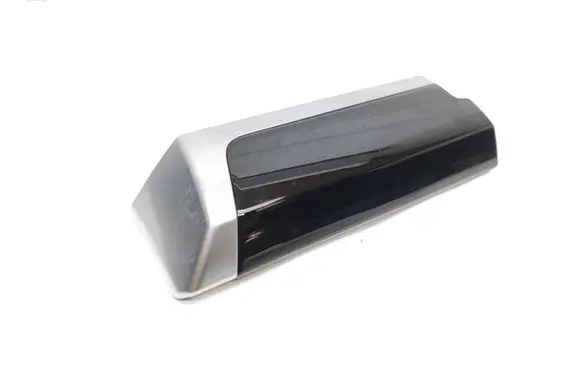 Porsche Cayenne (92A) Dashboard glove box trim 7P5857226P 3002925600 26J4261