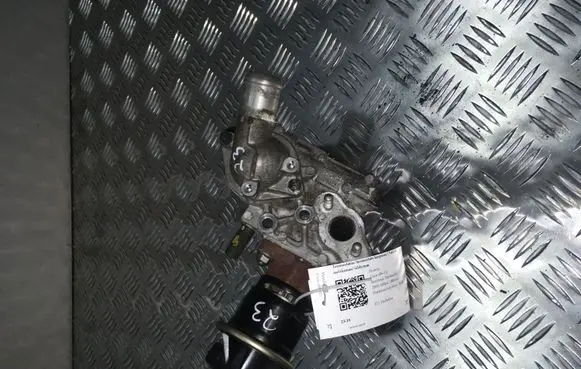 Thermostat/thermostat housing
