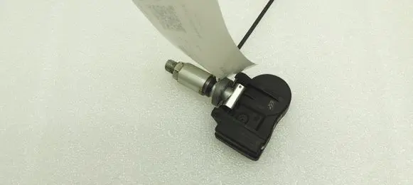 Suzuki SX4 S-Cross Tire pressure sensor S180052024D S180052024 4313961M00