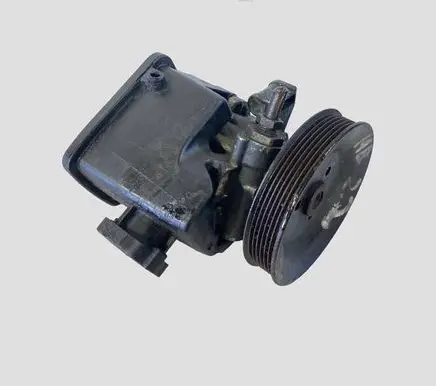 Mercedes-Benz C W204 Power steering pump