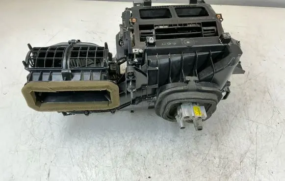 Chevrolet Corvette C8 Interior heater climate box assembly 080327561 86516415