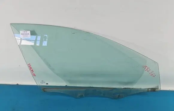 Ford Focus Front door window glass four-door IMPRK1582867