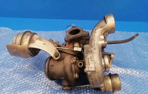 Mercedes-Benz E W212 Turbo A6510902880 6510906180 A6510905730