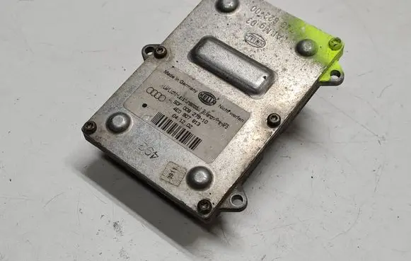 Audi A8 S8 D3 4E Headlight ballast module Xenon 4E0907813