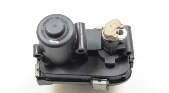 Opel Astra J Intake manifold valve actuator/motor TMS2