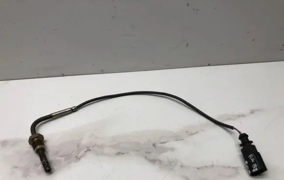Audi A4 S4 B7 8E 8H Exhaust gas temperature sensor 059906088A