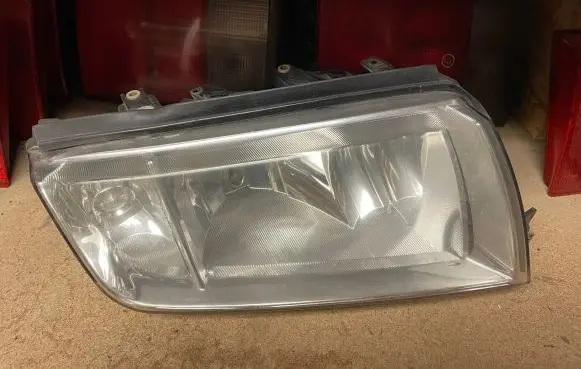 Skoda Fabia Mk1 (6Y) Headlight/headlamp 206229B