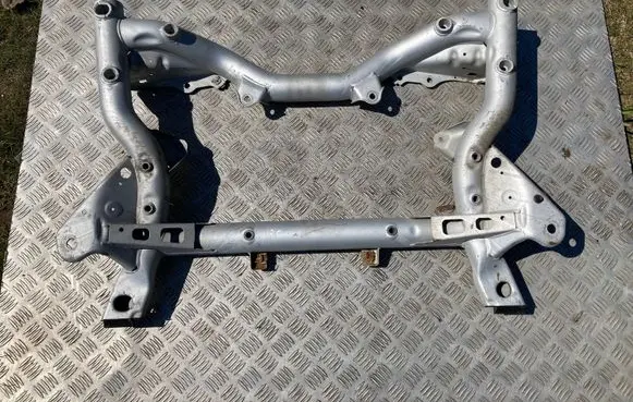 Mercedes-Benz CLS C218 X218 Front subframe
