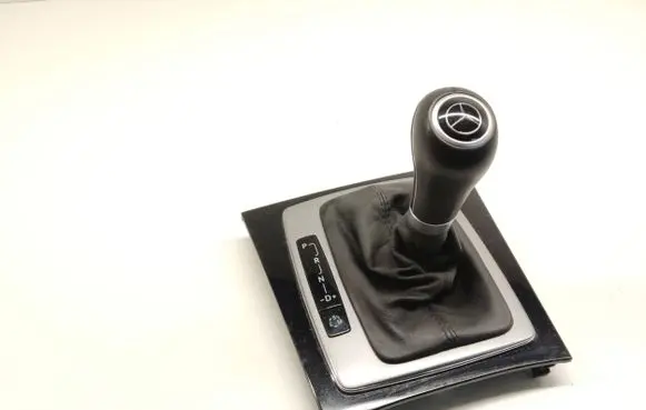 Mercedes-Benz GLK (X204) Gear lever shifter trim leather/knob A2042673788