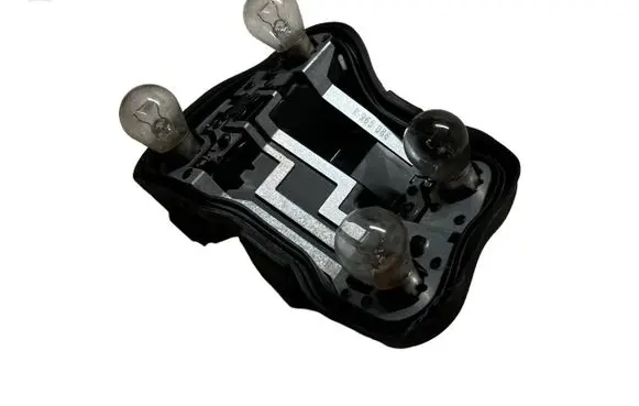 Audi A4 S4 B7 8E 8H Tail light bulb cover holder 965084 R965086
