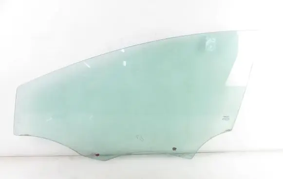 Seat Leon (1P) Front door window glass four-door