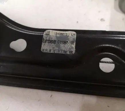 Opel Astra K Front door window regulator with motor 13406673 C31347102