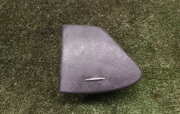 Mercedes-Benz E W211 Rear door ashtray A2118100730