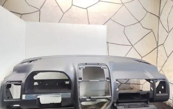 Mercedes-Benz Vito Viano W638 Dashboard
