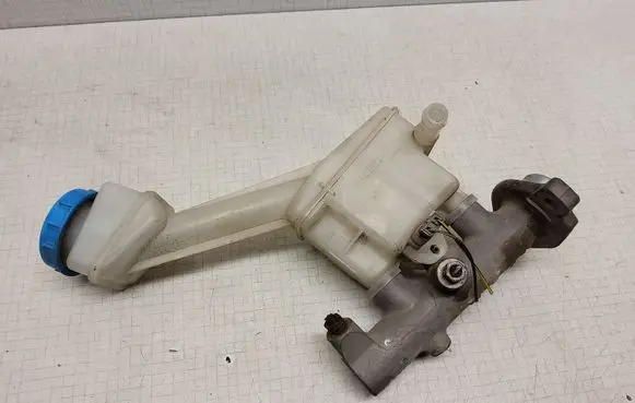 Nissan Primera Master brake cylinder 22486579