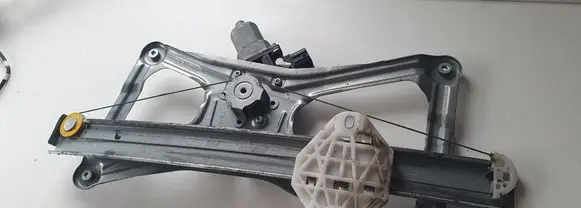 Honda Civic Front door window regulator motor