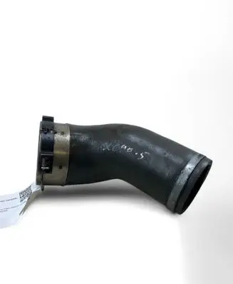 Volvo XC90 Intercooler hose/pipe 32222270 P32222270
