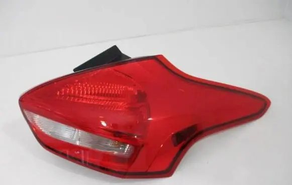 Ford Focus Rear/tail lights F1EB13404BC