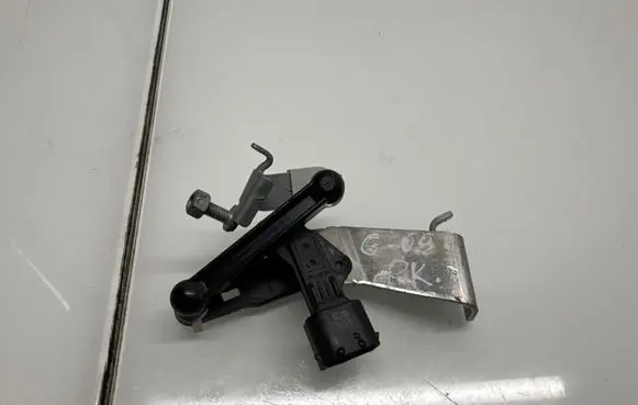 BMW XM Headlight/headlamp level sensor 6895467