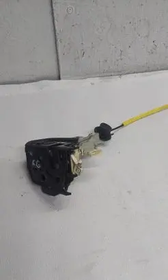Audi A6 S6 C6 4F Rear door lock 4F0839015J