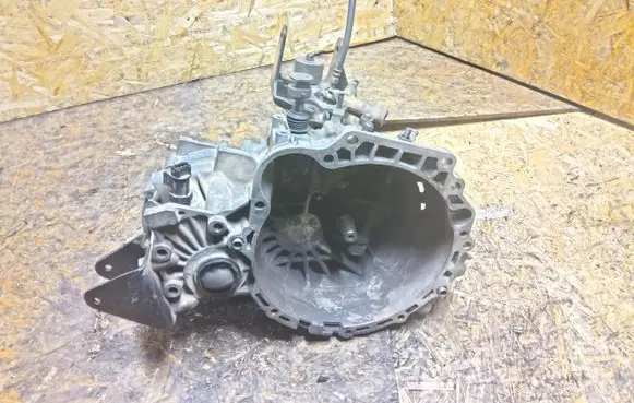 Hyundai Accent Manual 5 speed gearbox J32073 230354