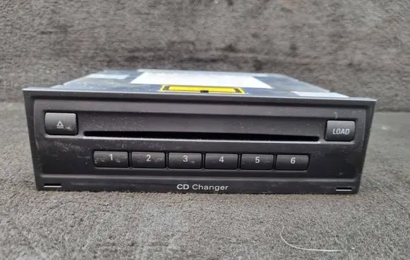 Audi A6 S6 C6 4F CD/DVD changer 4F0035110A 4F0035110