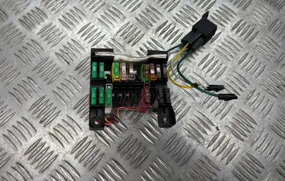 Mercedes-Benz E W211 Fuse box set 2115450301 13943271 13943311