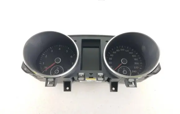 Volkswagen Golf VI Speedometer (instrument cluster) 5K0920870B VDD02403 0819016482