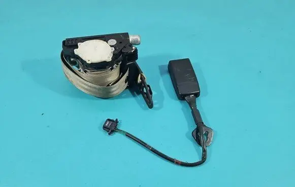 Audi Q7 4L Front seatbelt 33058732C IMPRK1456173