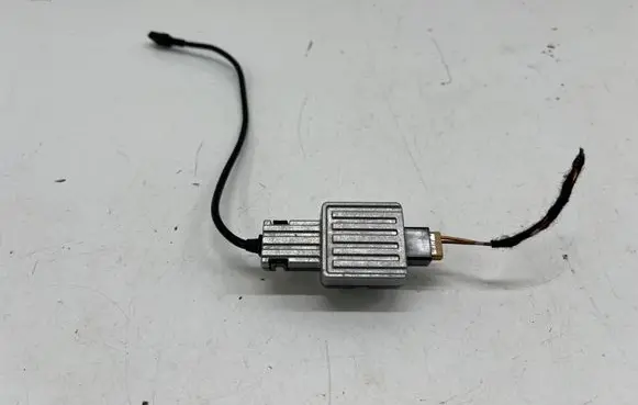 Skoda Octavia Mk4 USB socket connector 5E3035954