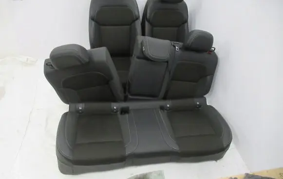 Seat set