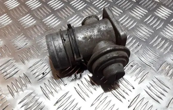 Volkswagen II LT EGR valve 124074131501B