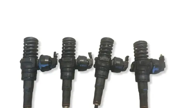 Skoda Roomster (5J) Fuel injectors set 0414720215