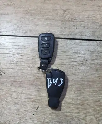 Mercedes-Benz E W211 Ignition key/card 