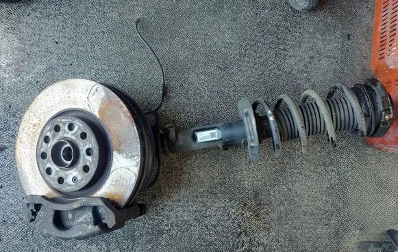 Volkswagen Sharan Front shock absorber/damper 7N0413031J