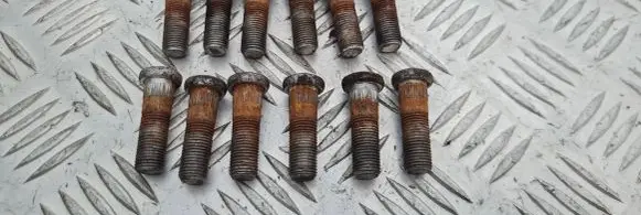 Nissan Terrano Nuts/bolts 