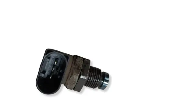 BMW X3 E83 Fuel pressure regulator 